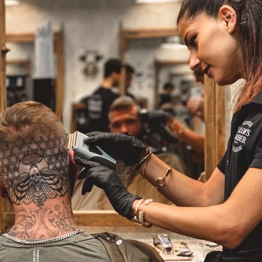 Foto från Tailors Barber Åhléns i Haninge